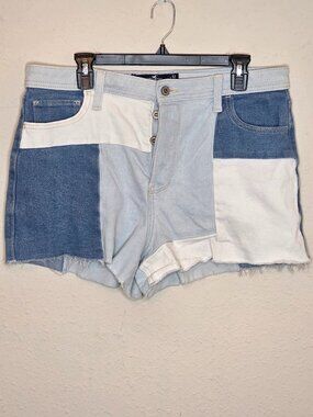 Hollister Ultra High-Rise Mom  Denim Cutoff Women's Shorts, Size 15/32